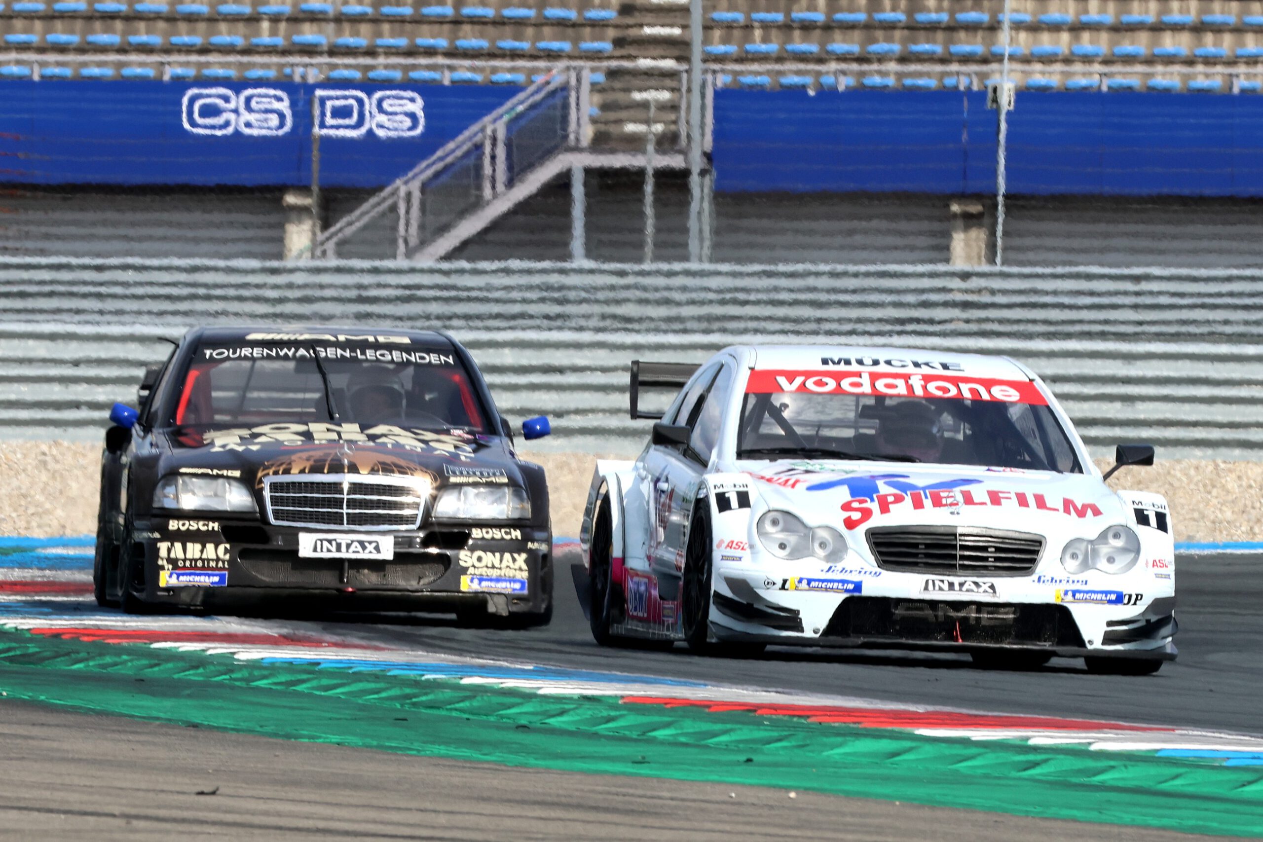 TABAC Classic GP Assen, 13. – 15. September 2025: Triumph der Überlegenheit – Stefan Mücke zeigt im AMG-Mercedes-Benz C-Klasse des Jahrgangs 2005 seine DTM-Klasse.