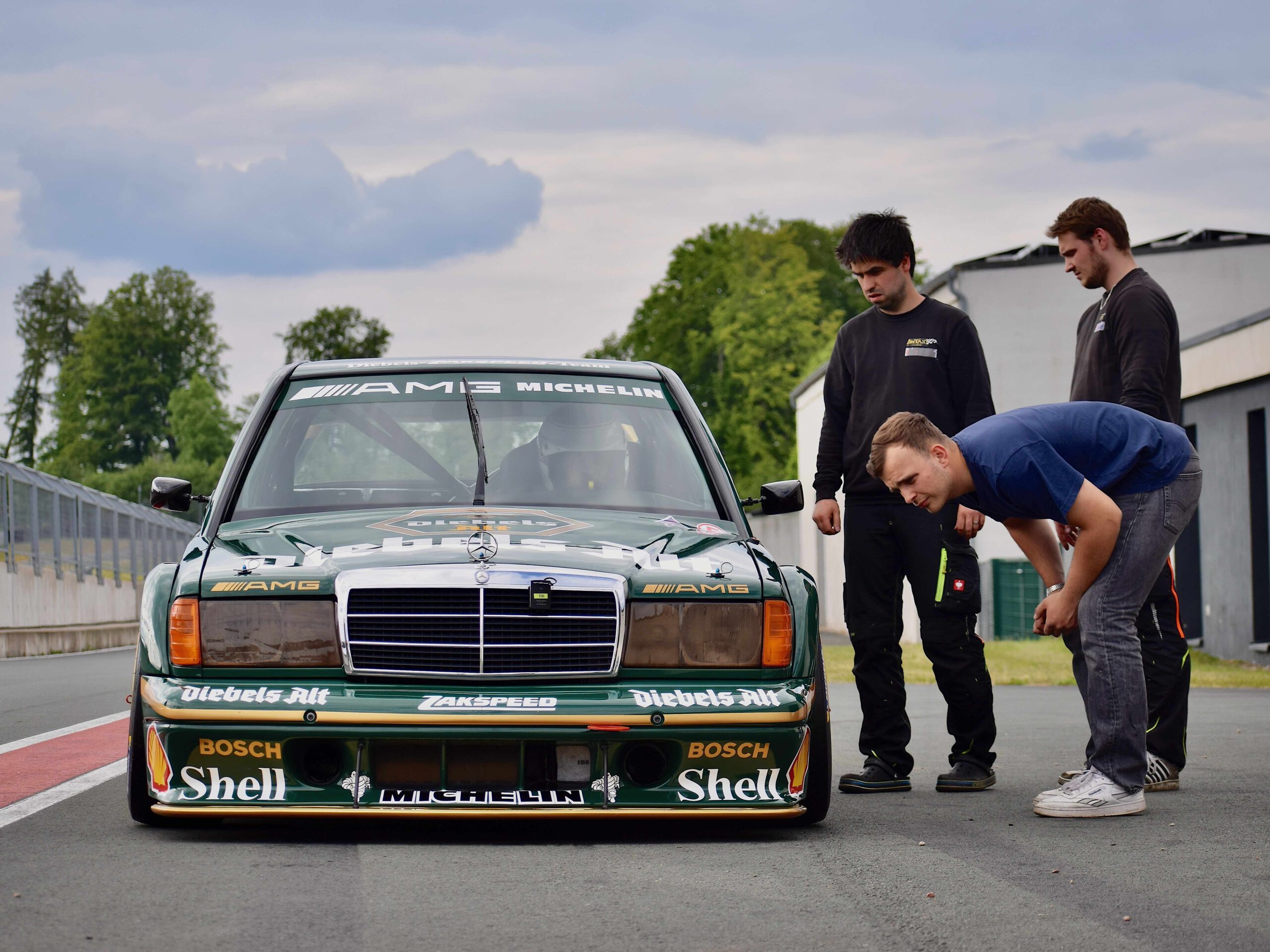DTM-1992-Deutsche-Tourenwagen-Meisterschaft-Kurt-Thiim-Roland-Asch-Zakspeed-Mercedes-Benz-190E-2.5-16-tst-sport-und-technik-Rennwagen-Manufaktur