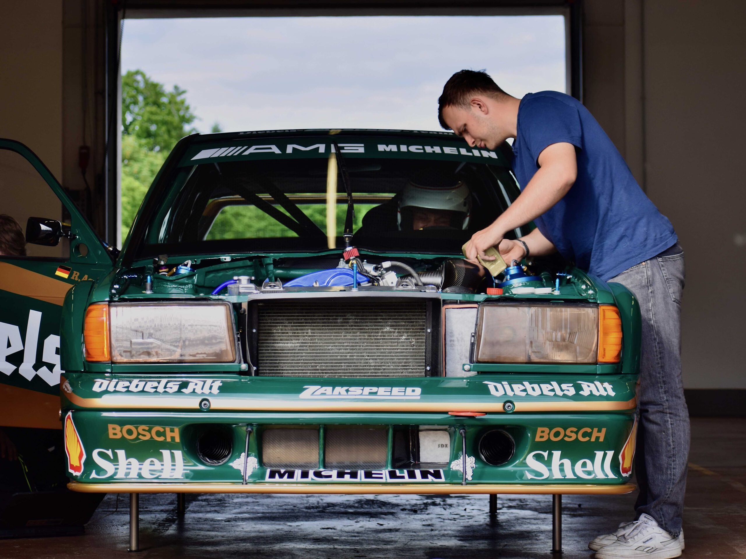 DTM-1992-Deutsche-Tourenwagen-Meisterschaft-Kurt-Thiim-Roland-Asch-Zakspeed-Mercedes-Benz-190E-2.5-16-tst-sport-und-technik-Rennwagen-Manufaktur
