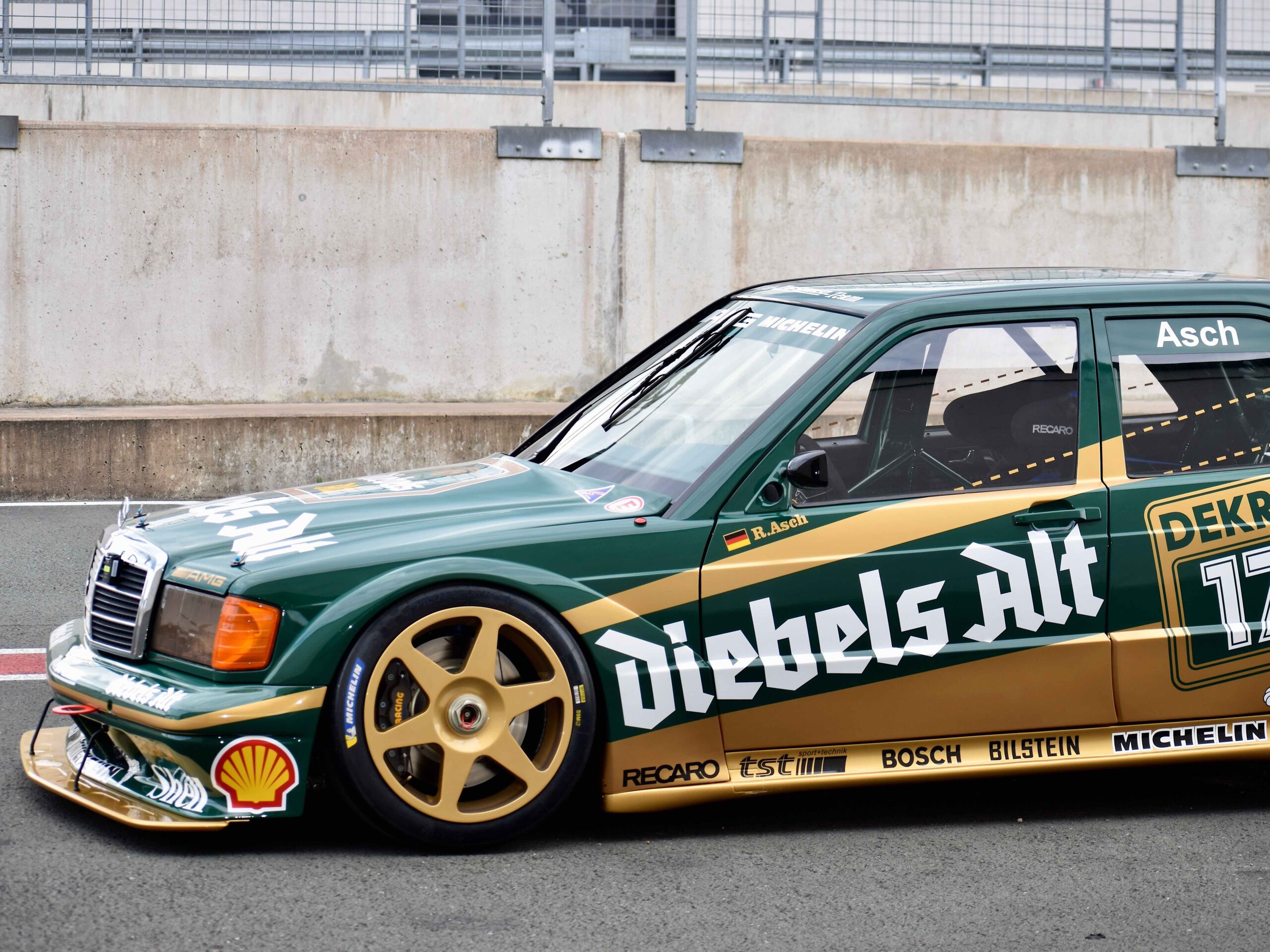 DTM-1992-Deutsche-Tourenwagen-Meisterschaft-Kurt-Thiim-Roland-Asch-Zakspeed-Mercedes-Benz-190E-2.5-16-tst-sport-und-technik-Rennwagen-Manufaktur
